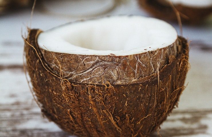 pexels-alexander-mils-2103946